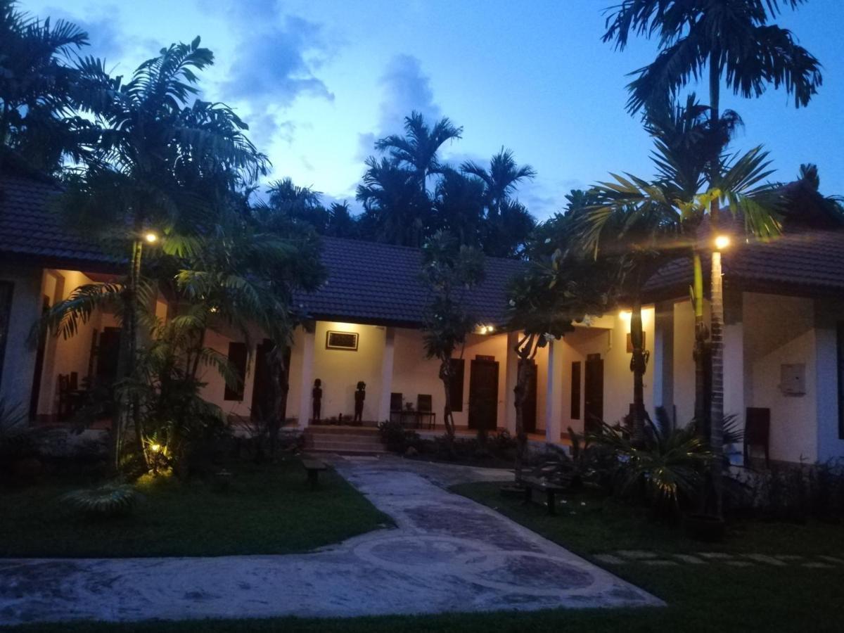 Villa Thakhek Εξωτερικό φωτογραφία