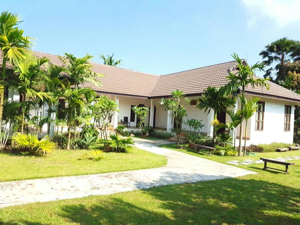Villa Thakhek Εξωτερικό φωτογραφία