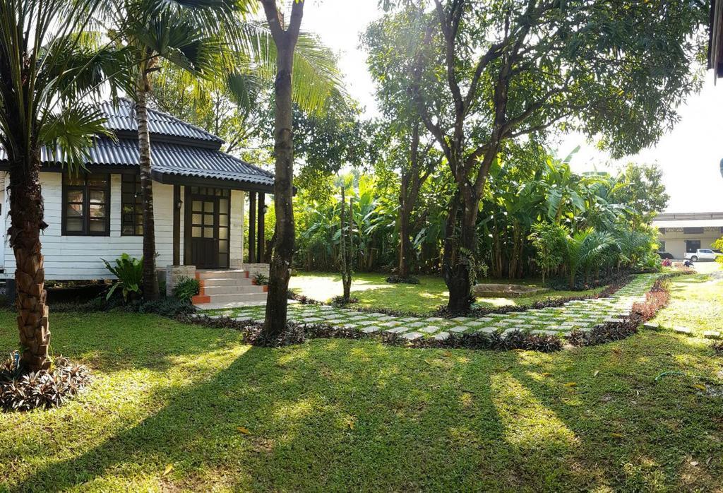 Villa Thakhek Εξωτερικό φωτογραφία