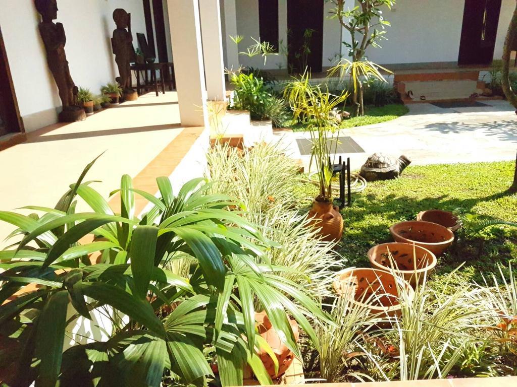 Villa Thakhek Εξωτερικό φωτογραφία
