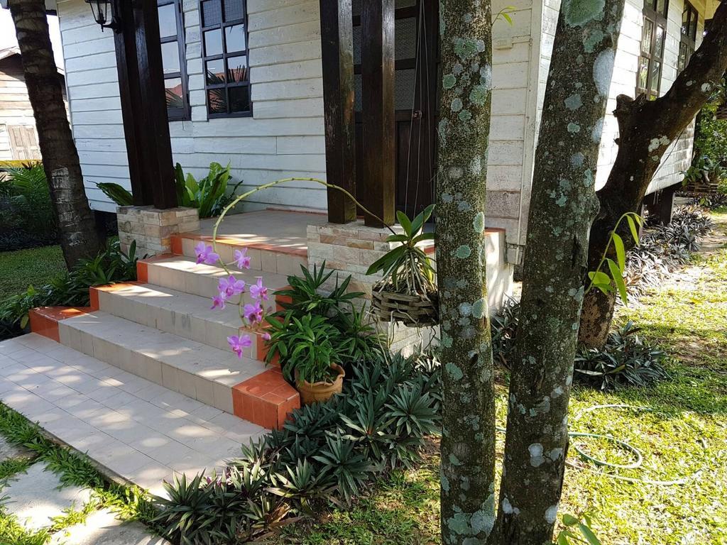 Villa Thakhek Εξωτερικό φωτογραφία