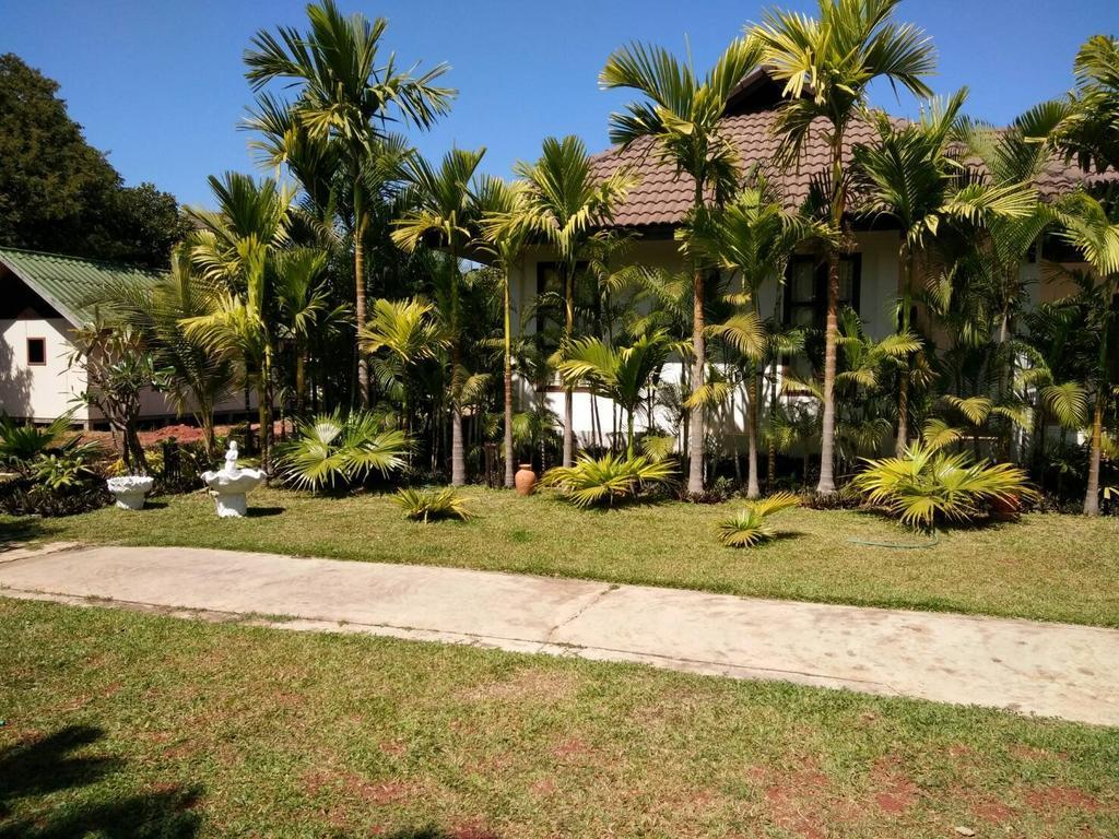 Villa Thakhek Εξωτερικό φωτογραφία