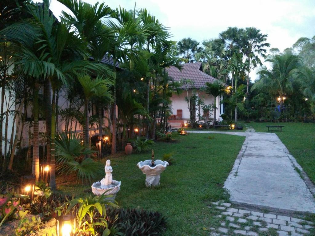 Villa Thakhek Εξωτερικό φωτογραφία