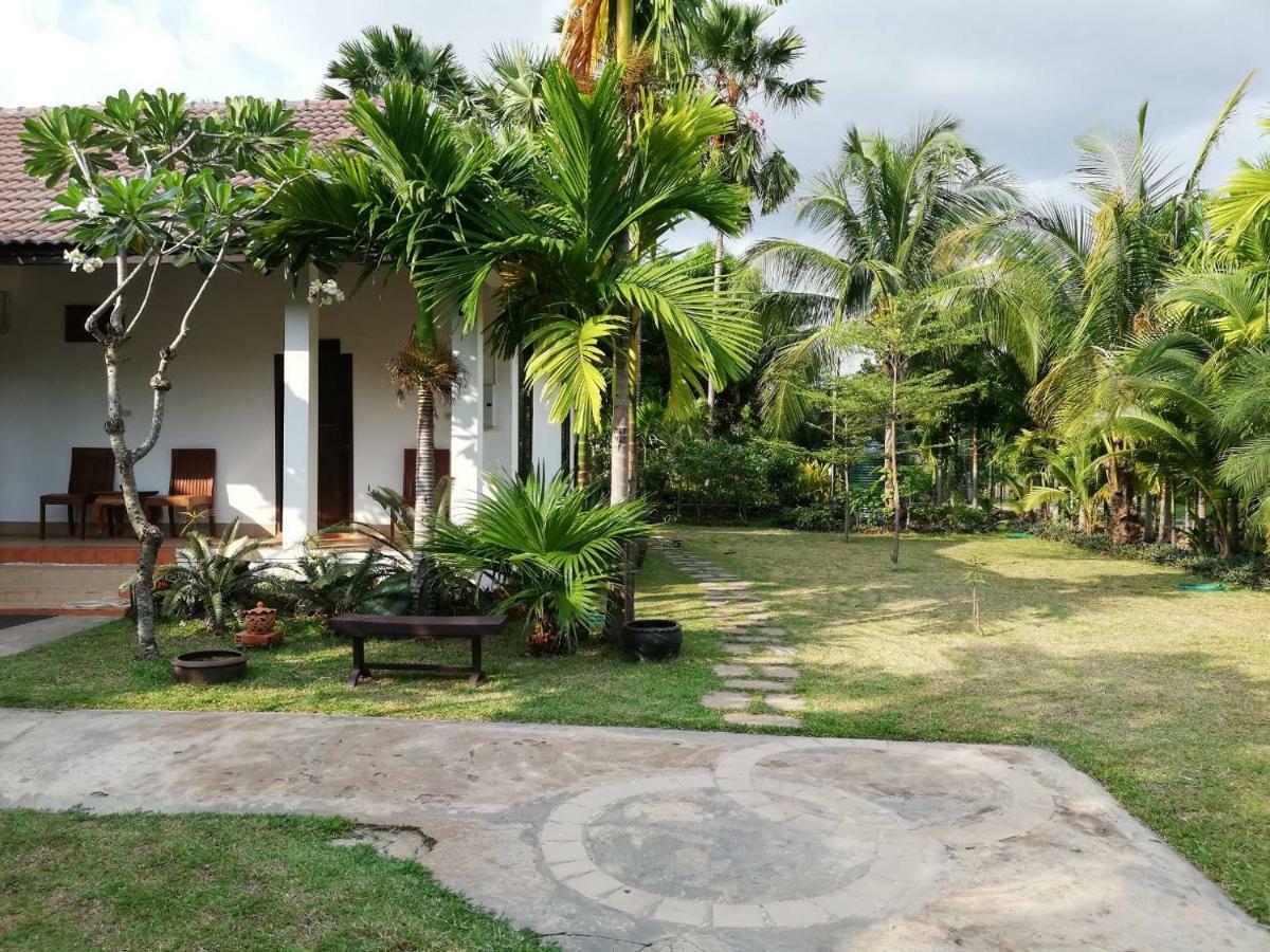 Villa Thakhek Εξωτερικό φωτογραφία